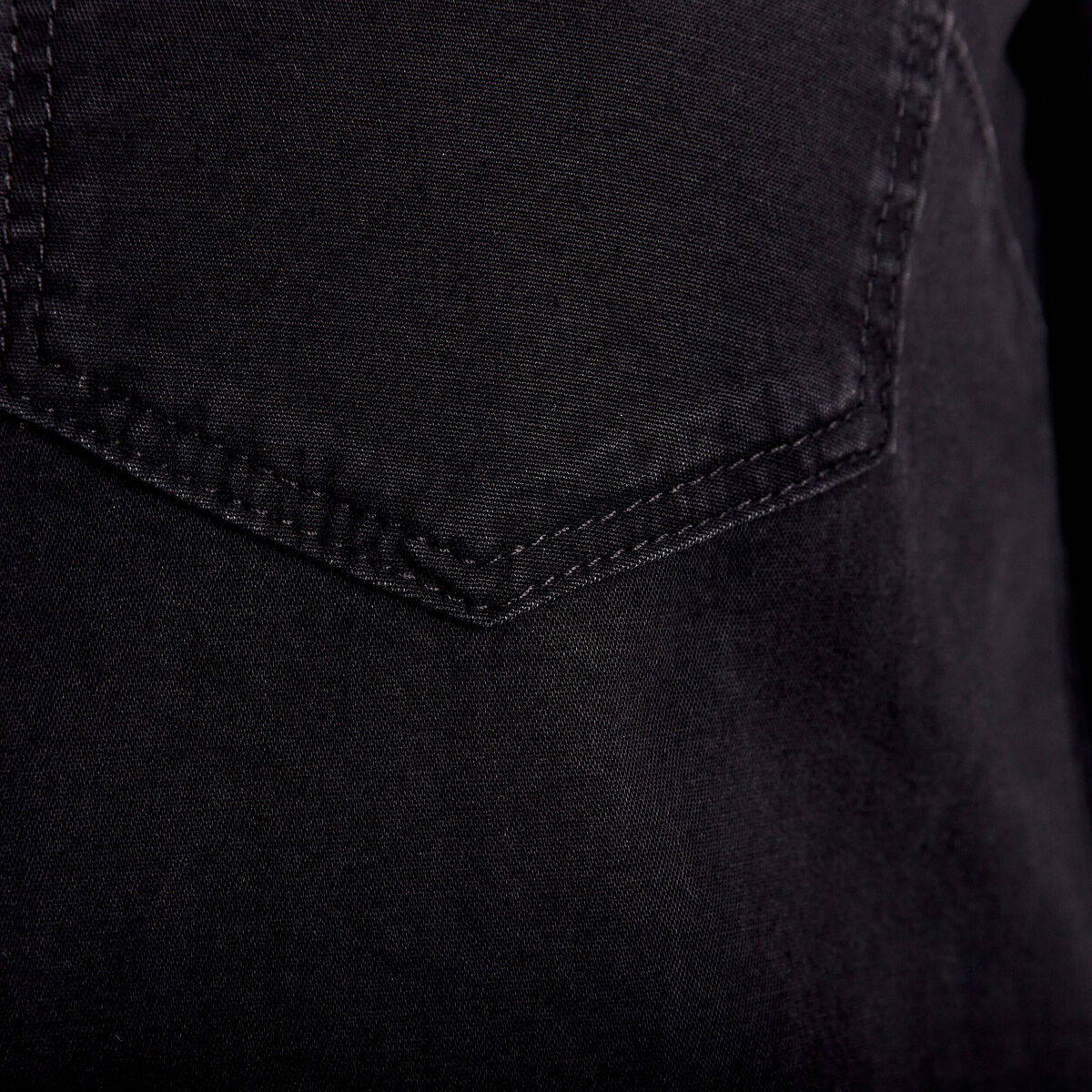 Chemise en jean noir femme
