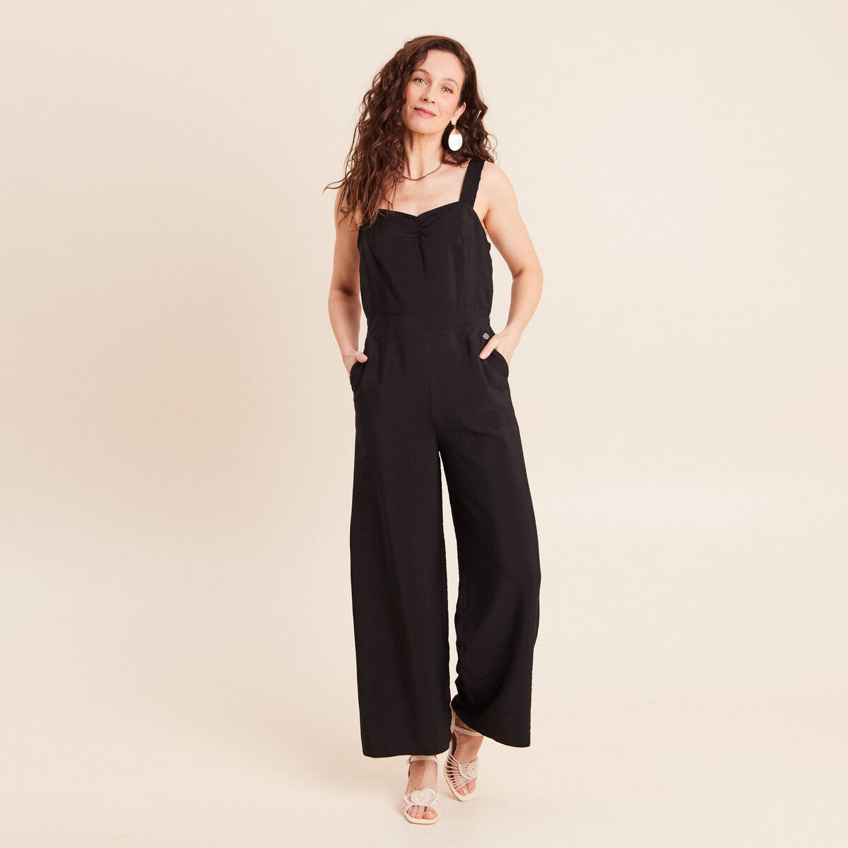 Combinaison r&eacute;versible col c&oelig;ur noir femme