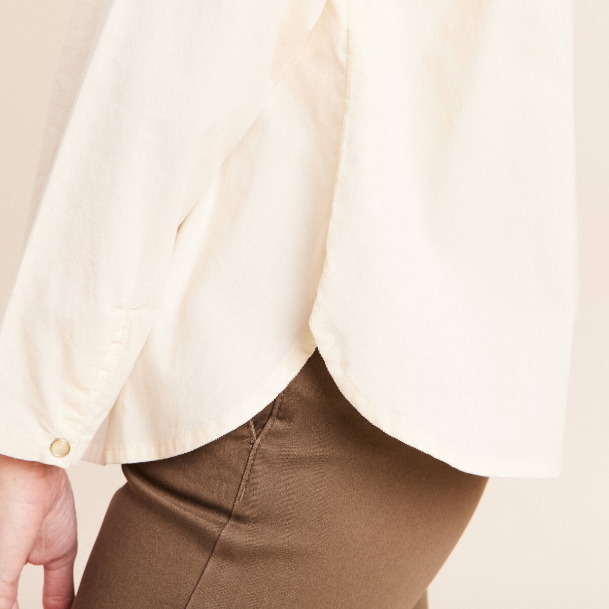 Chemise ample en velours milleraie ecru femme