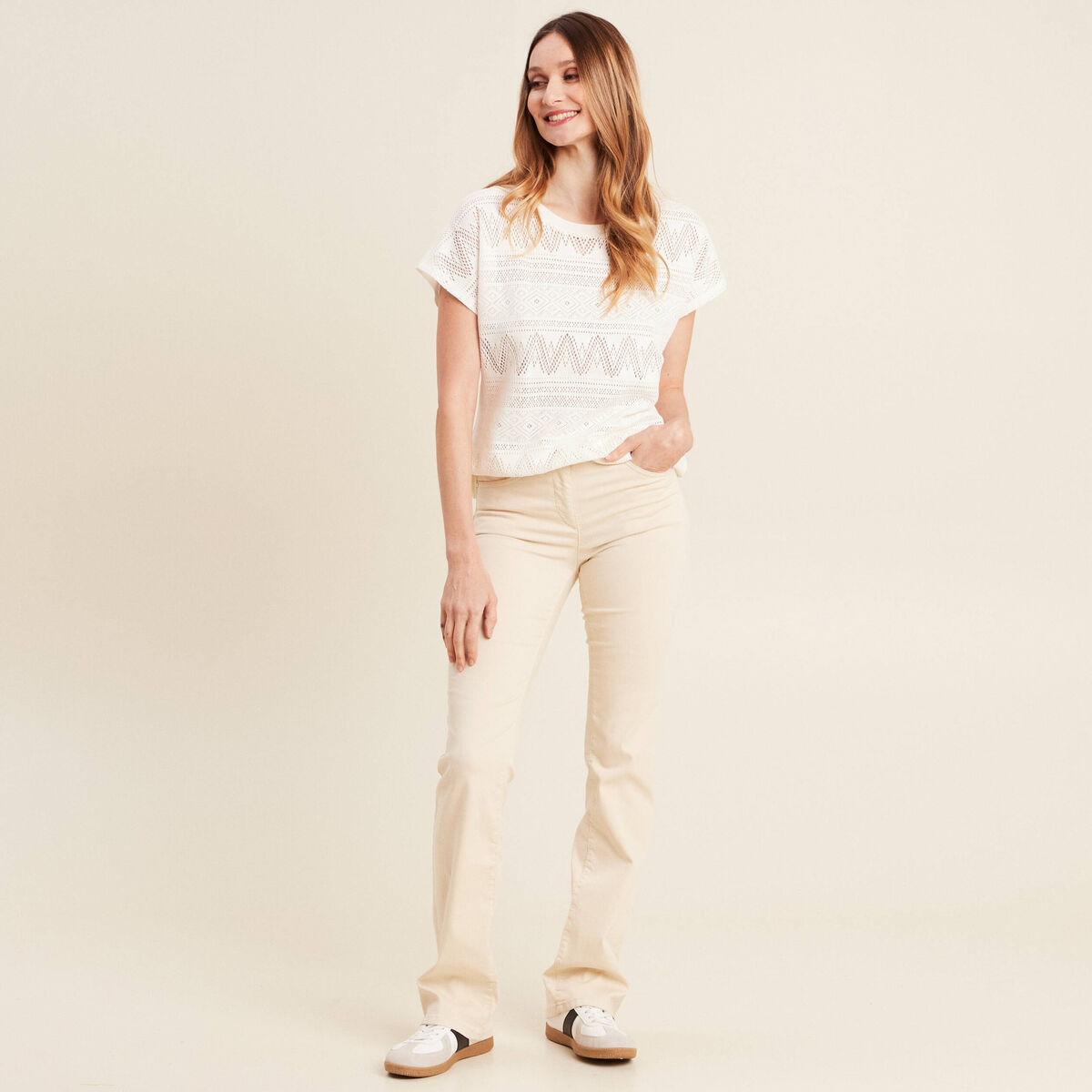T-shirt manches courtes ajouré ecru femme