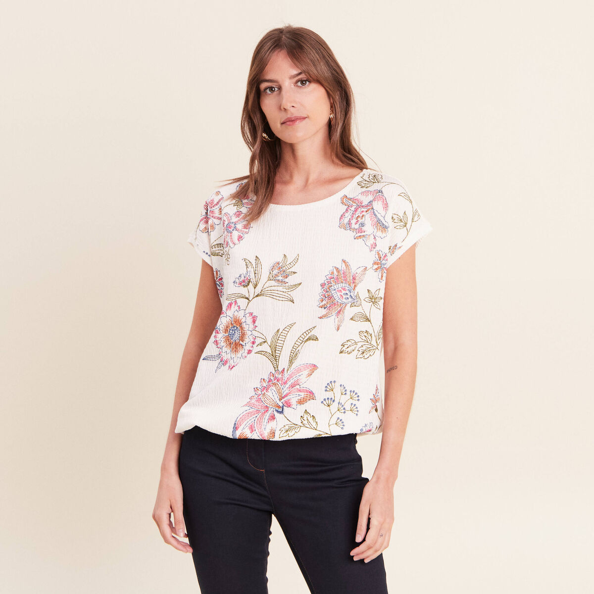 Blouse pliss&eacute;e col rond manches courtes ecru femme