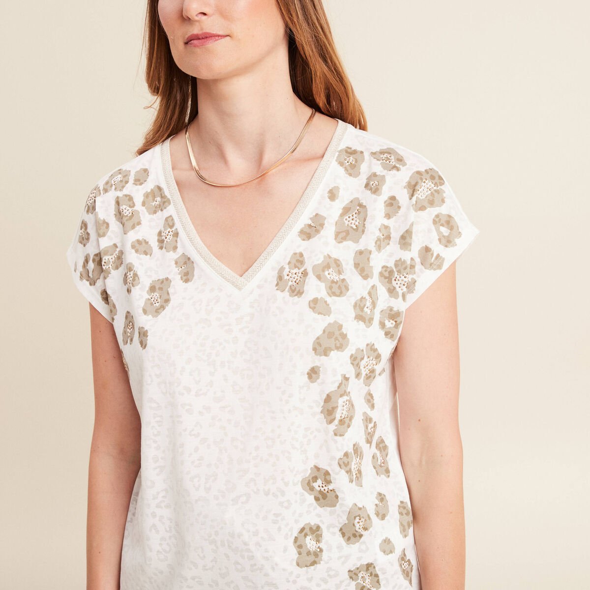 T-shirt droit col V manches courtes ecru femme