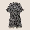Robe courte &eacute;vas&eacute;e col tunisien noir femme