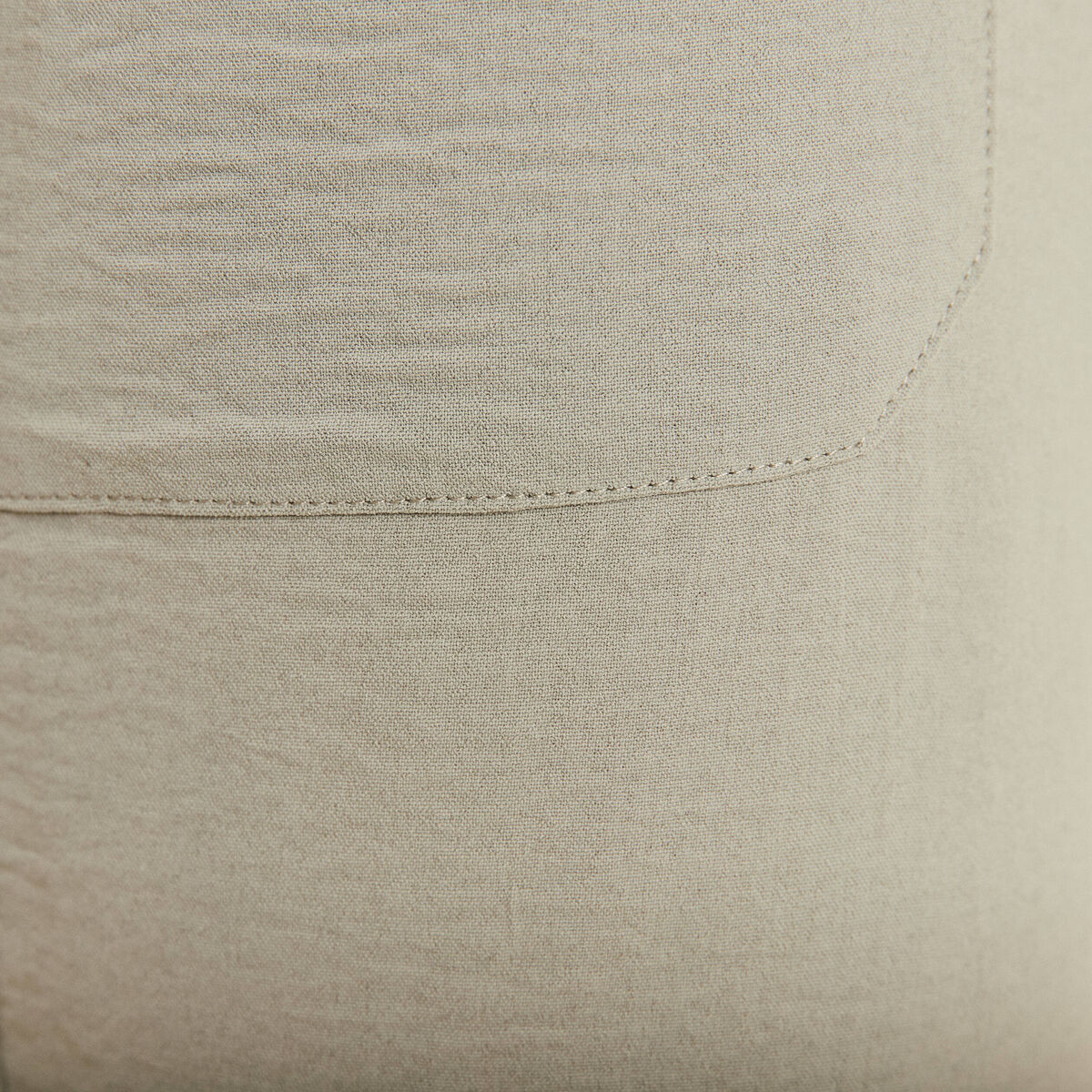 Pantalon flou ceinturé vert clair femme