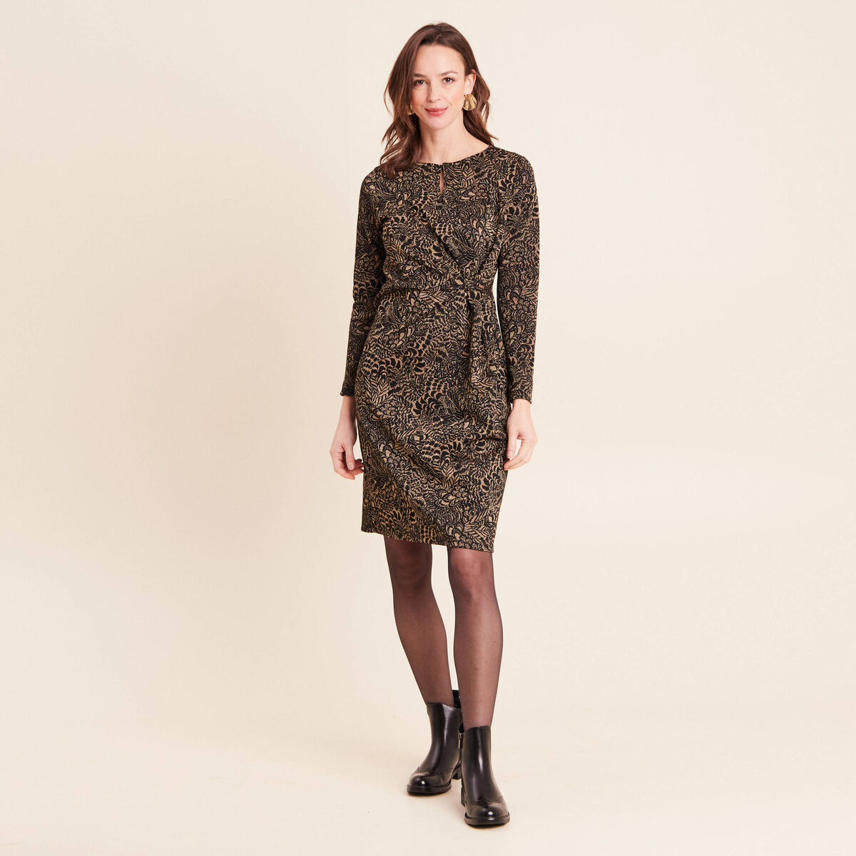 Robe ajust&eacute;e courte en maille col rond vert kaki femme