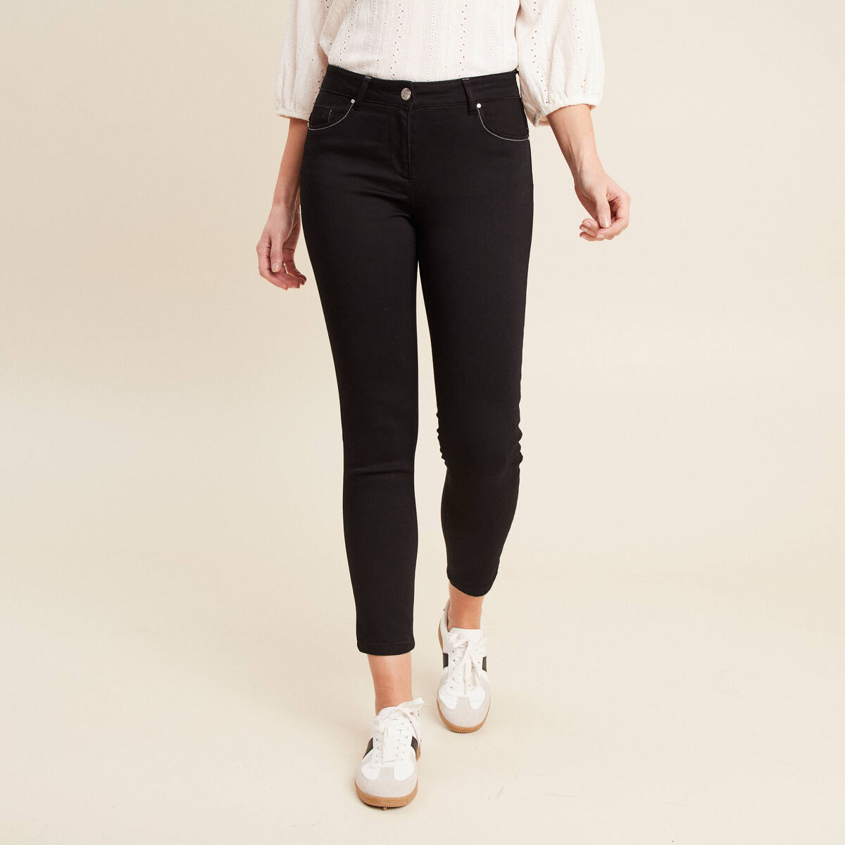 Jean ajusté 7/8ème effet bi-matière noir femme