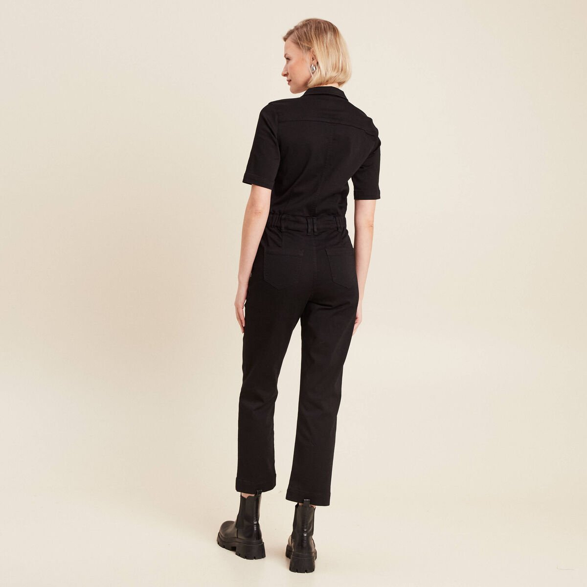 Combinaison pantalon en jean noir femme