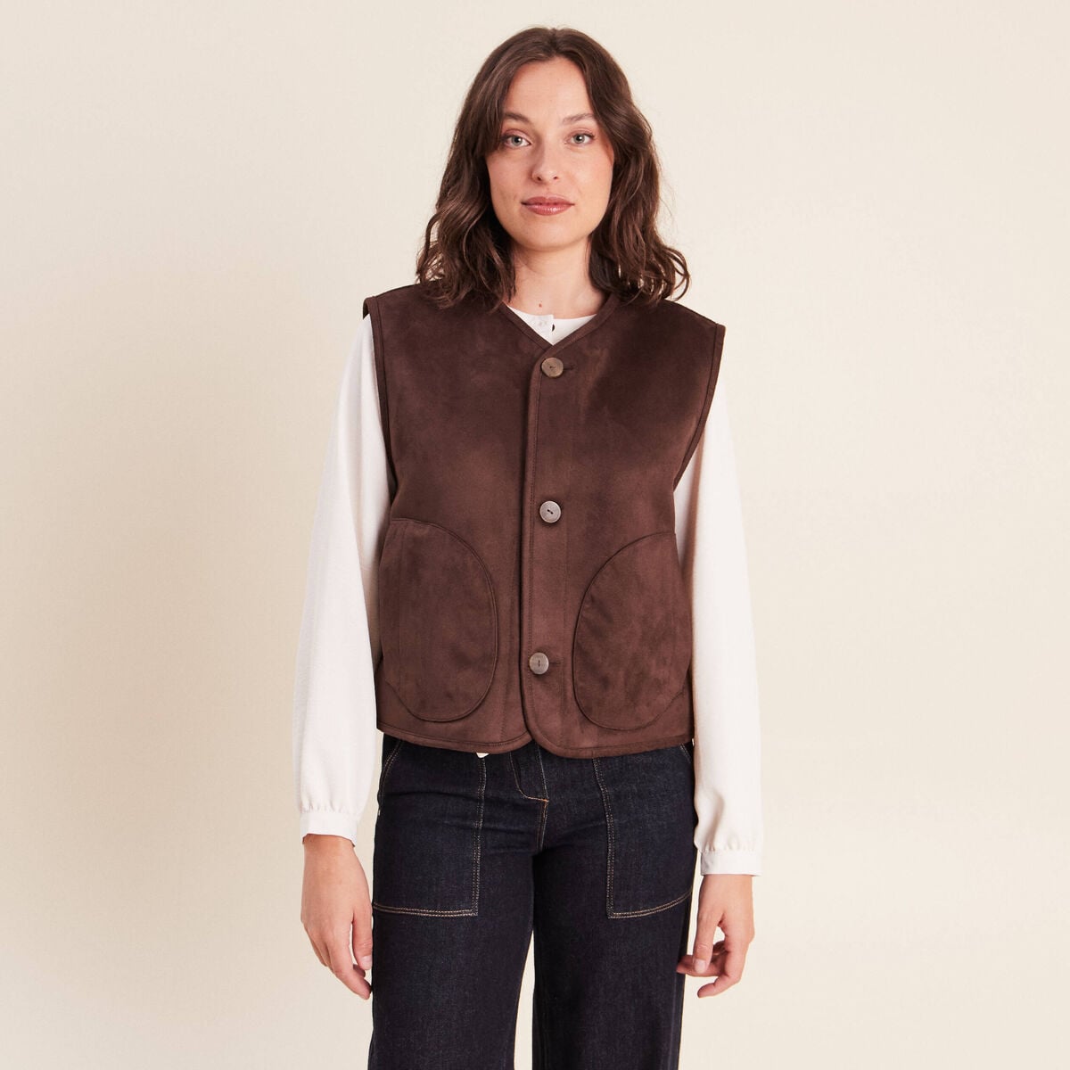 Veste r&eacute;versible duveteuse marron fonc&eacute; femme