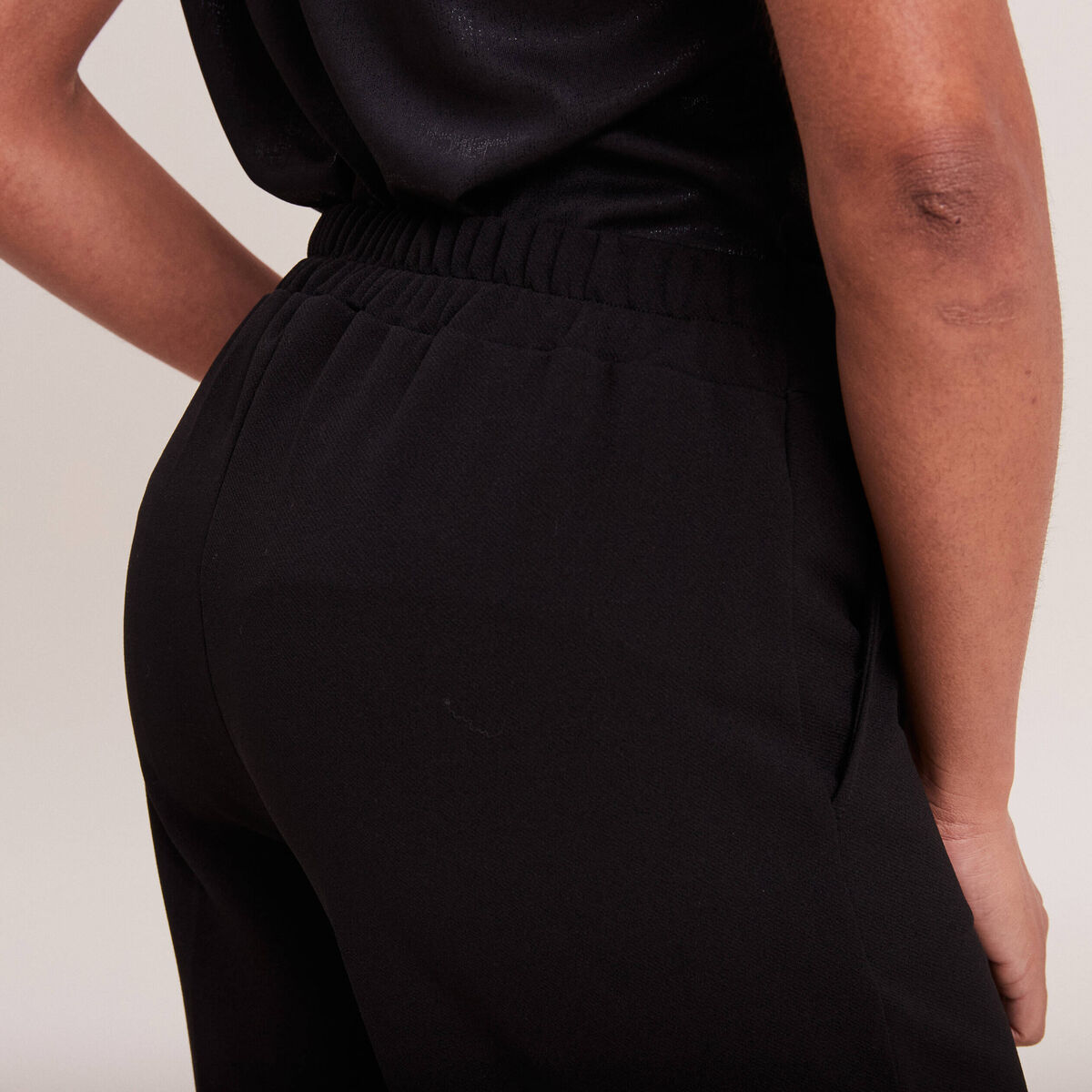 Pantalon coupe large &agrave; pinces noir femme