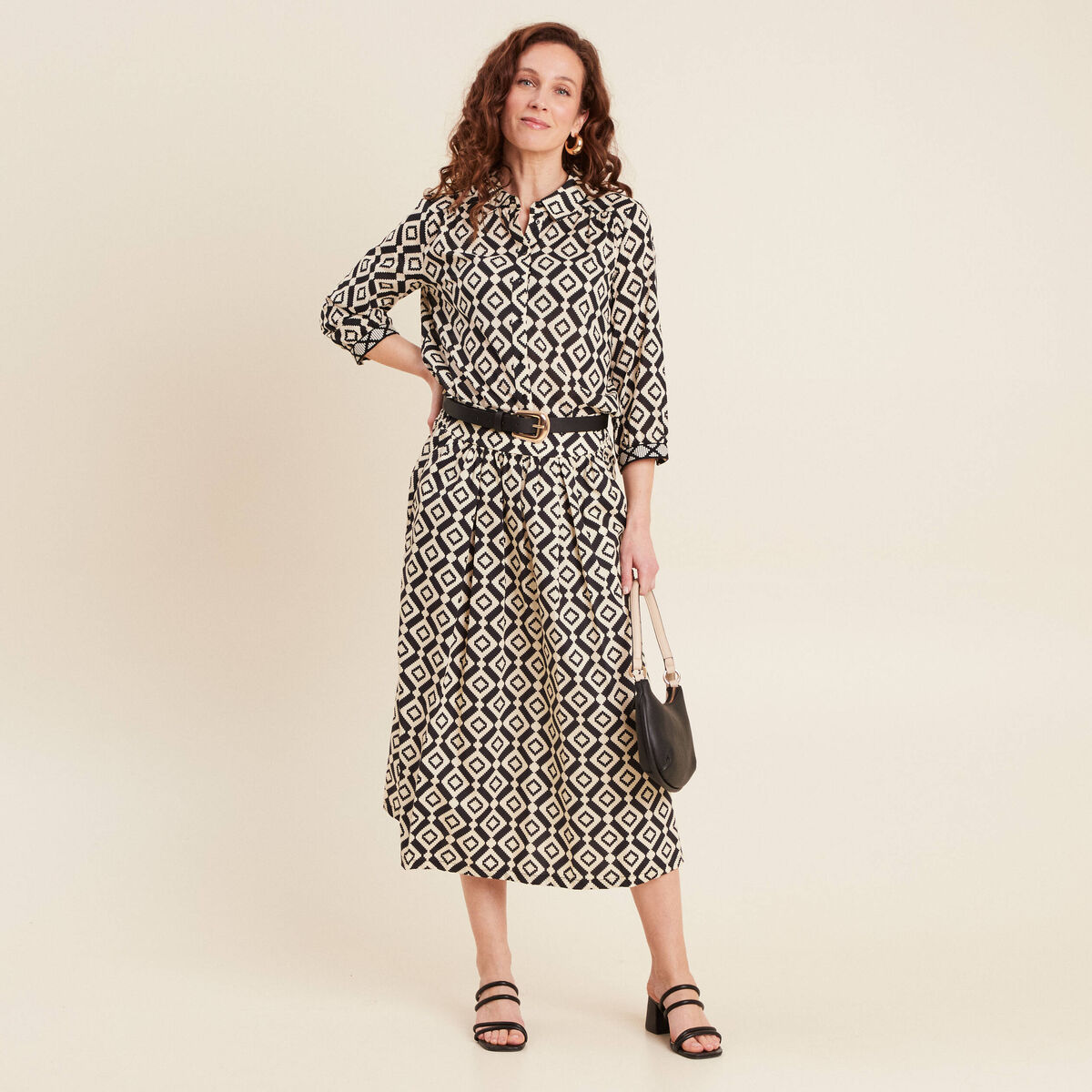 Jupe longue &eacute;vas&eacute;e noir femme