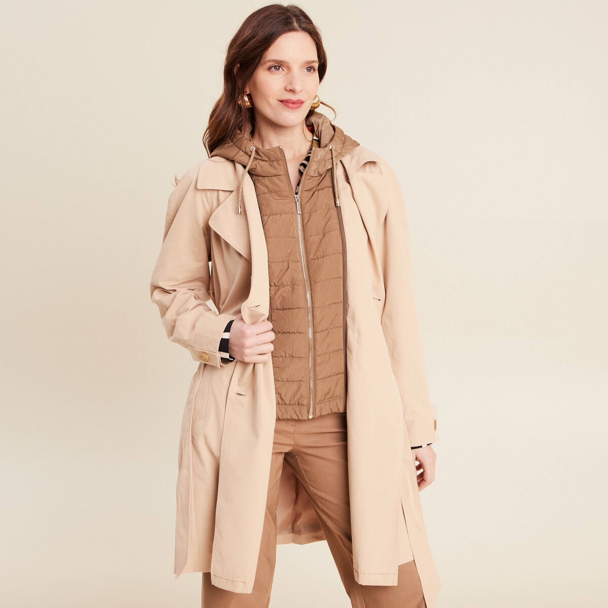 Trench ceinturé à capuche beige femme