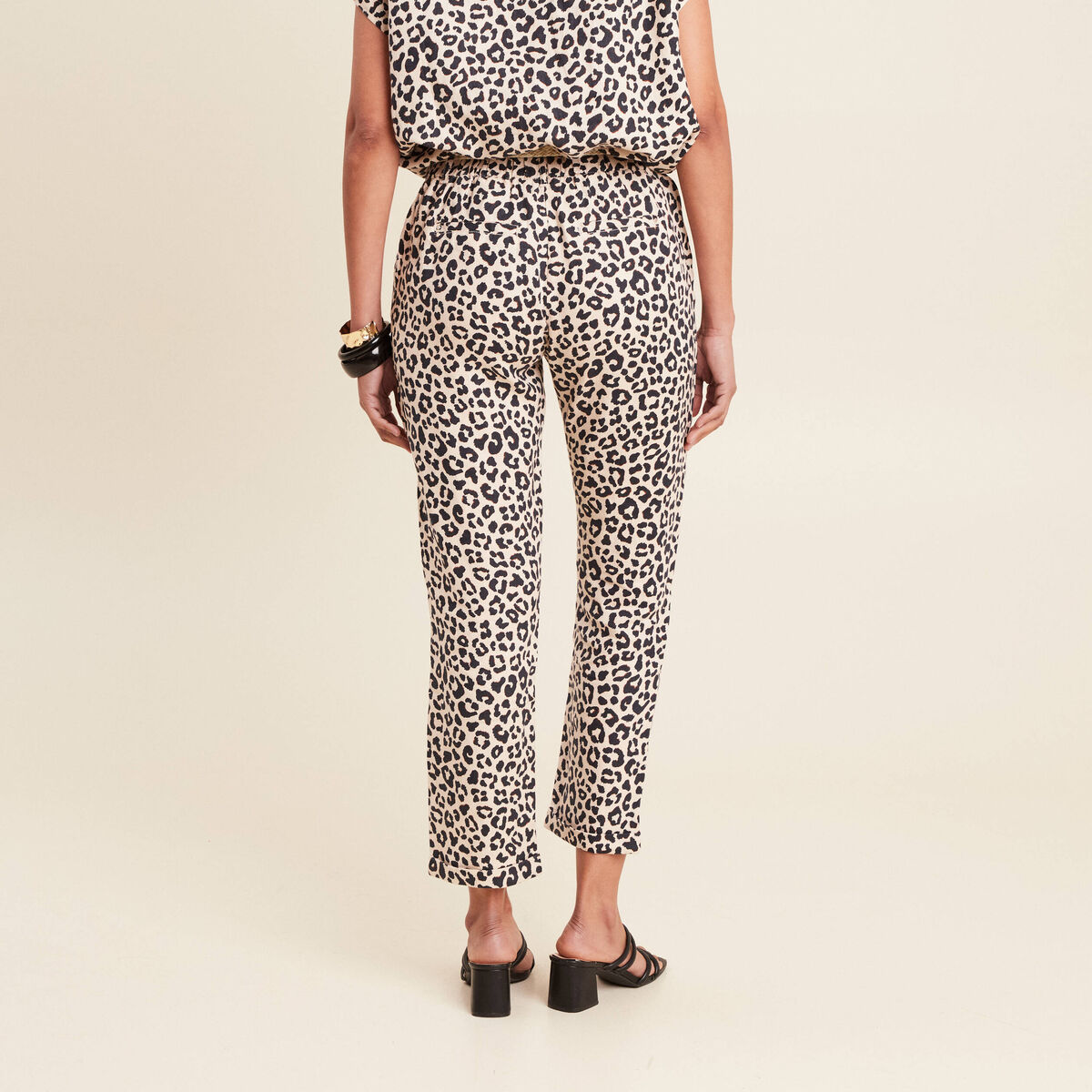 Pantalon coupe chino en lin sable femme