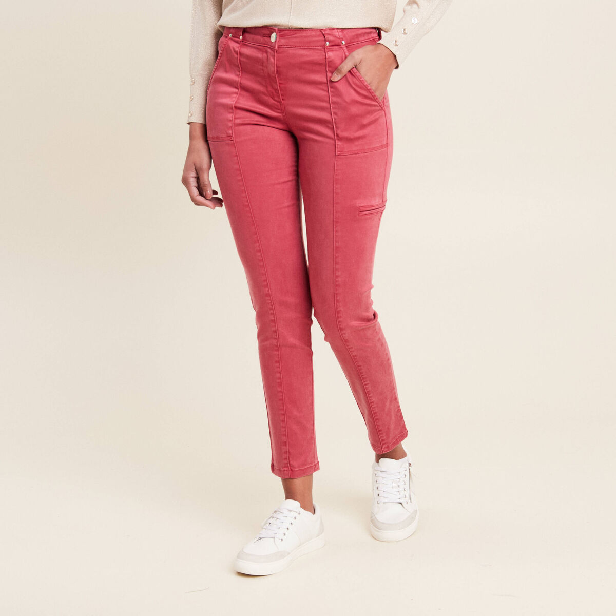 Pantalon ajusté rouge foncé femme
