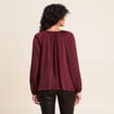 Blouse ample col rond satin&eacute;e bordeaux femme