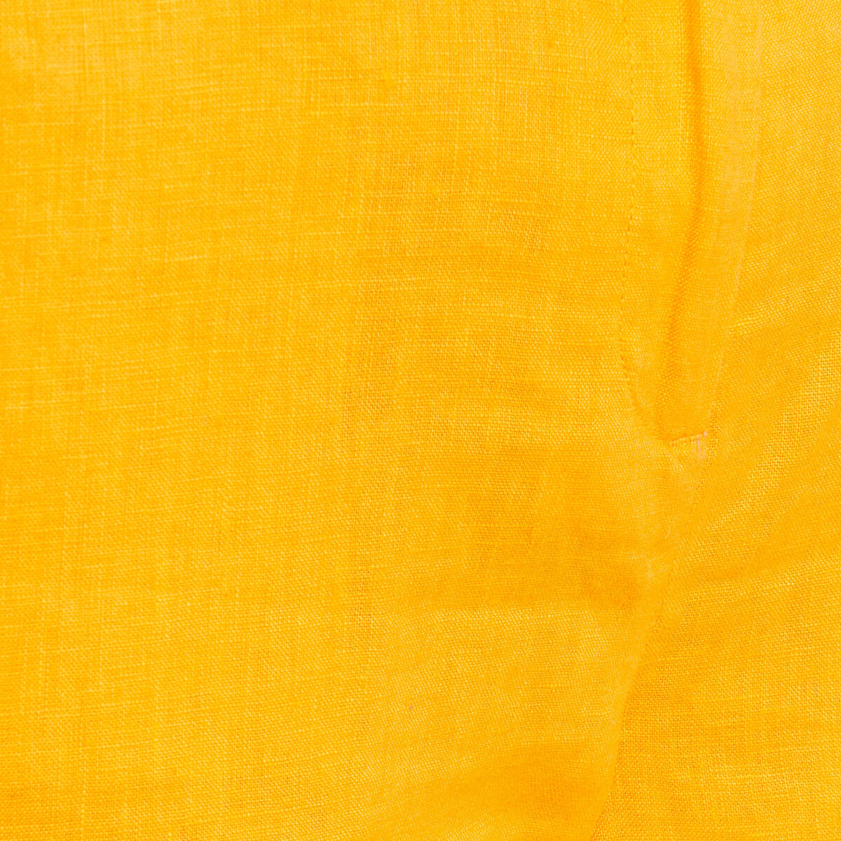 Pantalon coupe chino en lin ceintur&eacute; jaune or femme