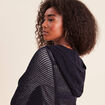 Gilet ajour&eacute; &agrave; capuche manches longues bleu marine femme