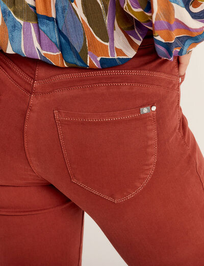Jean magique ajusté taille standard marron cognac femme