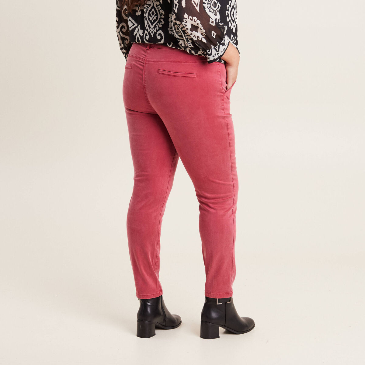 Pantalon ajusté rouge foncé femme