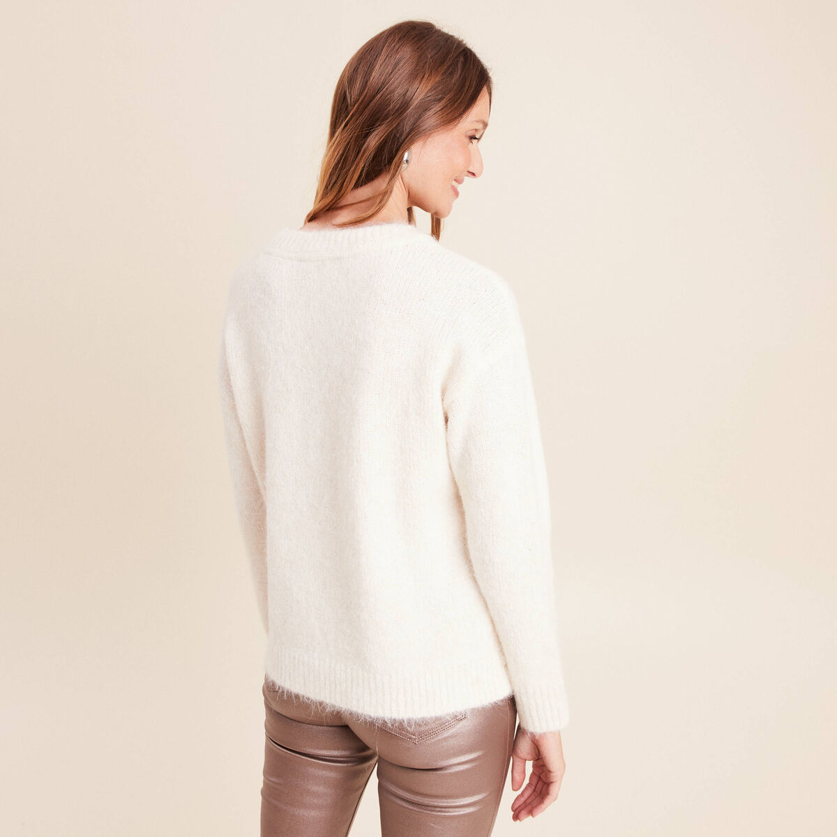 Pull col rond manches longues &agrave; sequins ecru femme