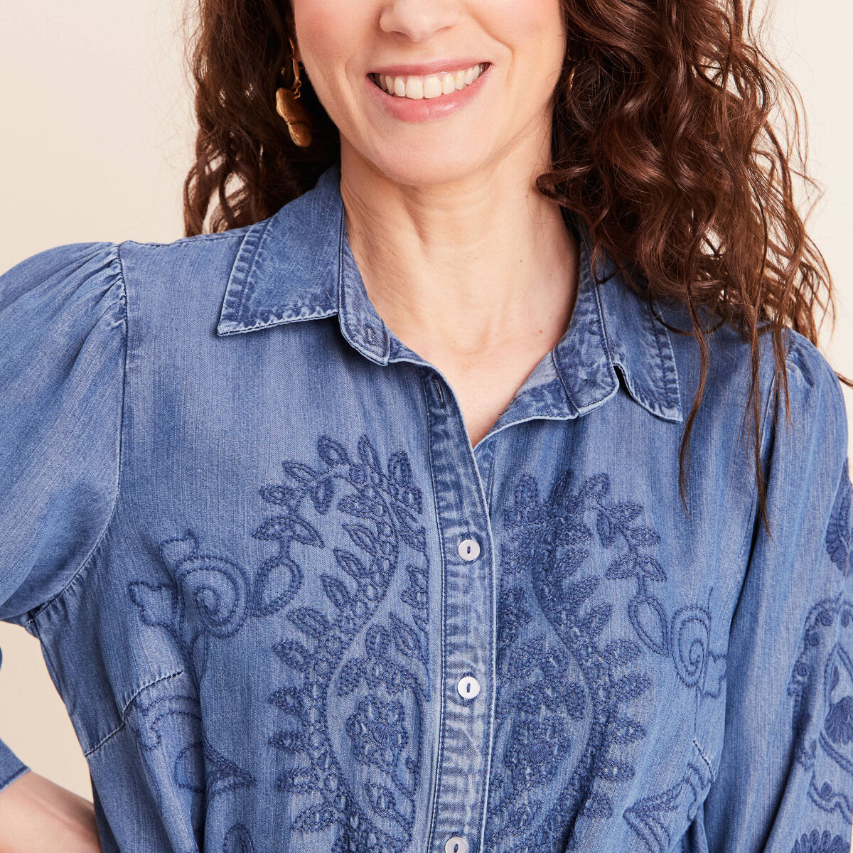 Robe courte &eacute;vas&eacute;e manches 3/4 brod&eacute;e denim double stone femme