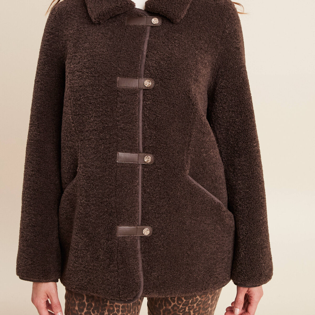 Manteau droit effet mouton marron fonc&eacute; femme