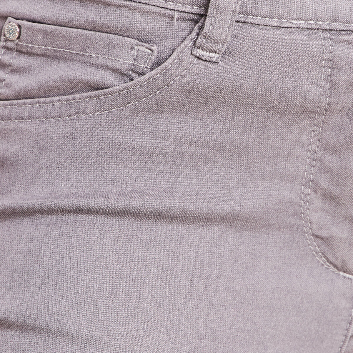 Jean magique Le L&eacute;ger coupe ajust&eacute;e denim gris femme
