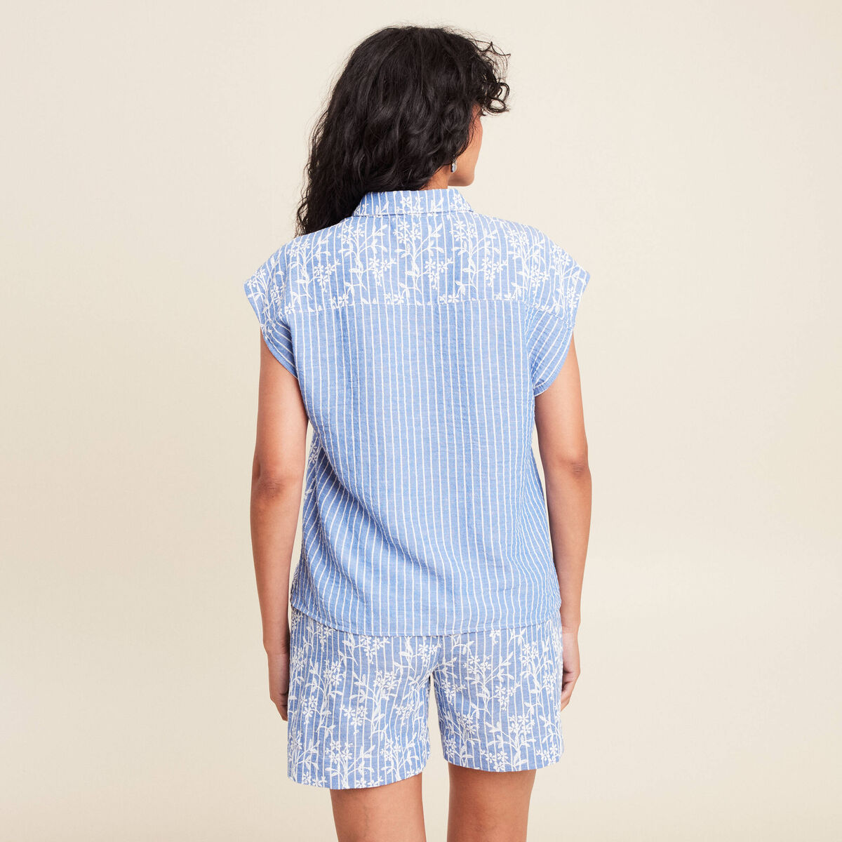 Chemise droite courte manches courtes bleu clair femme