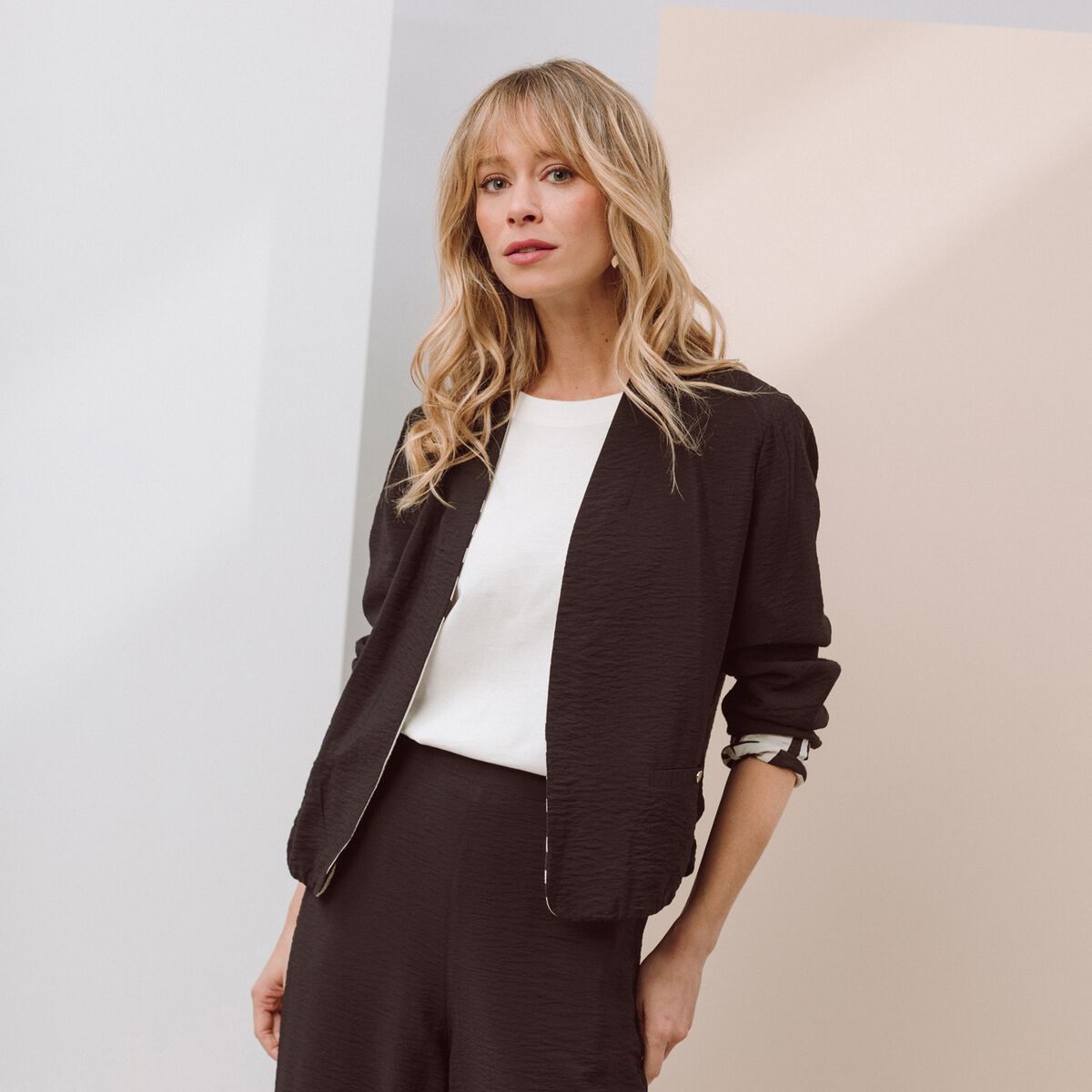 Veste r&eacute;versible manches longues noir femme