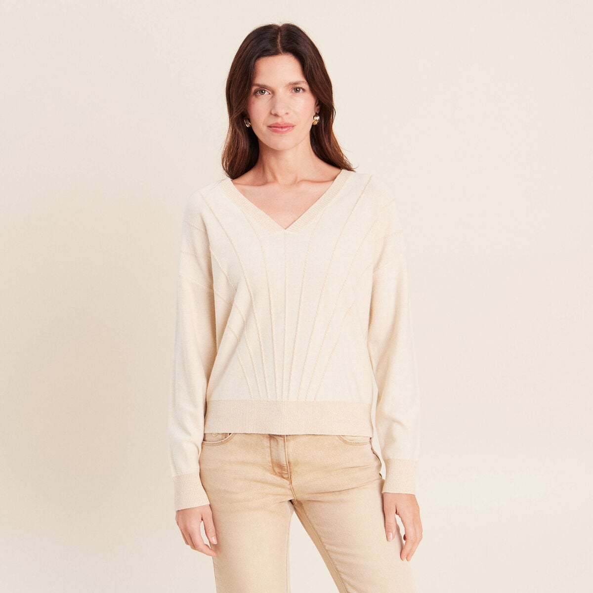 Pull ajust&eacute; col v manches longues couleur or femme