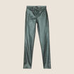 Pantalon ajust&eacute; enduit &agrave; pont vert fonc&eacute; femme