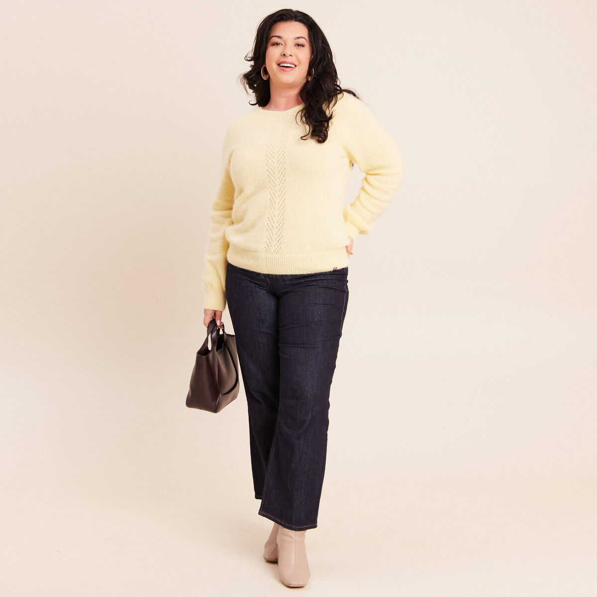 Pull confectionn&eacute; en France jaune pastel femme