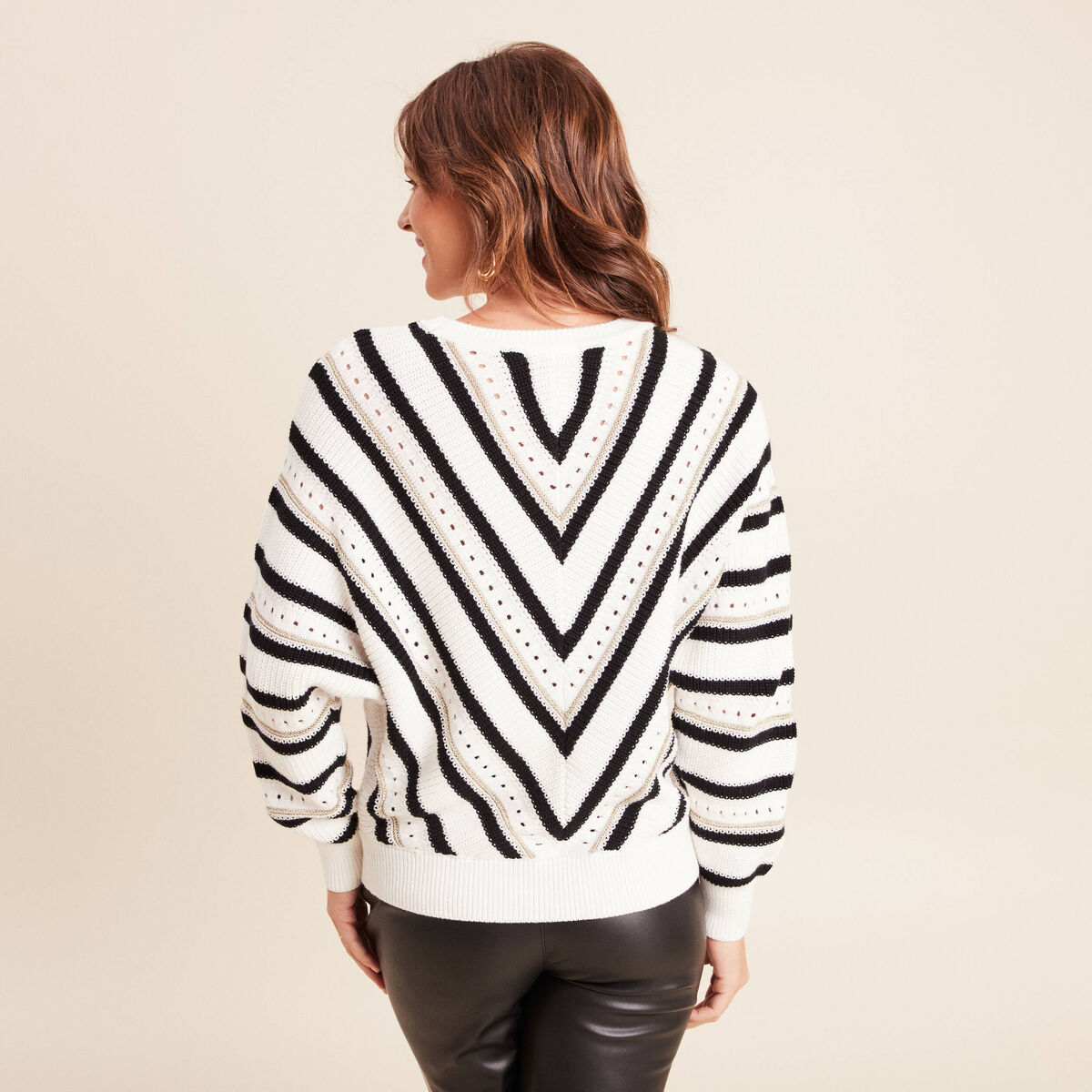 Pull col rond manches longues noir femme