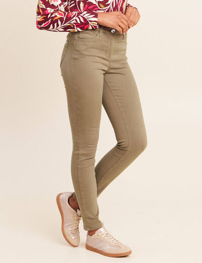 Jean magique L'Unique coupe ajust&eacute;e vert kaki femme