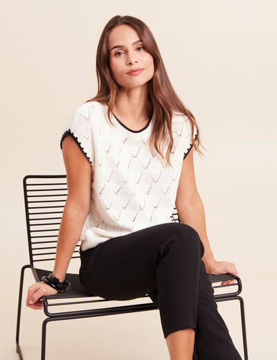 Pull ajour&eacute; sans manches col rond ecru femme