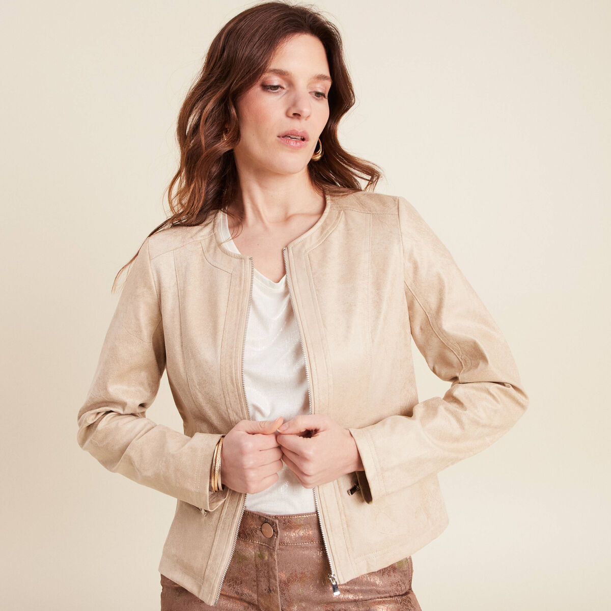 Veste su&eacute;dine zipp&eacute;e beige femme