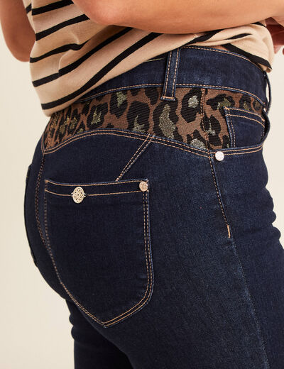 Pantalon ajust&eacute; taille bascul&eacute;e denim brut femme