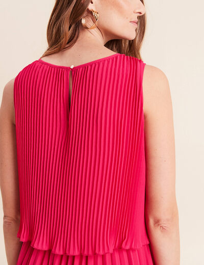 Robe longue &eacute;vas&eacute;e pliss&eacute;e sans manches rose fushia femme