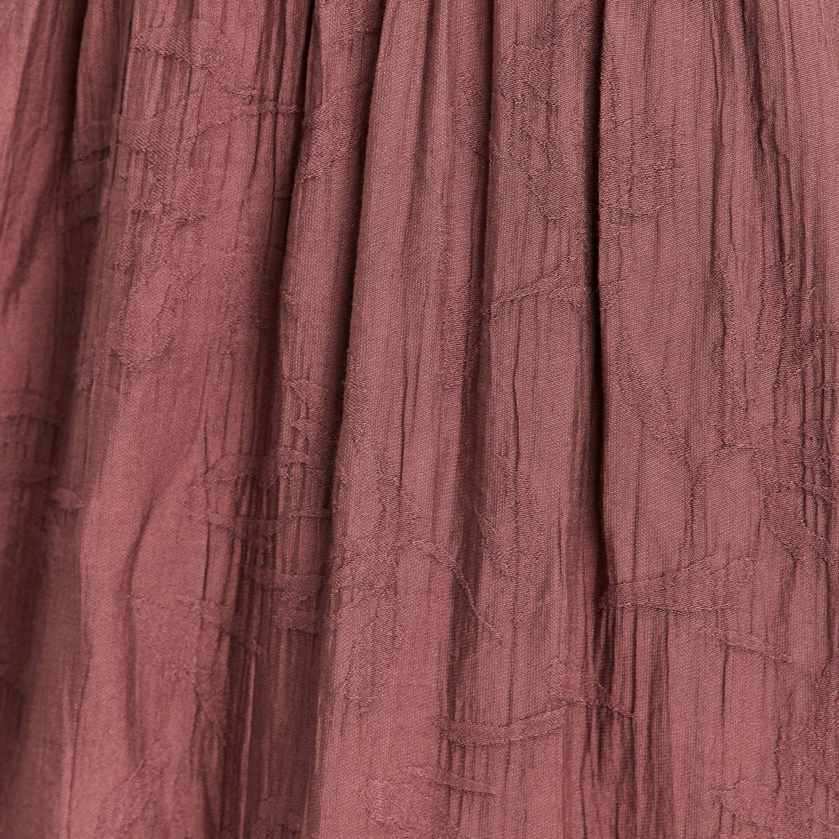 Robe &eacute;vas&eacute;e col v doubl&eacute;e marron fonc&eacute; femme