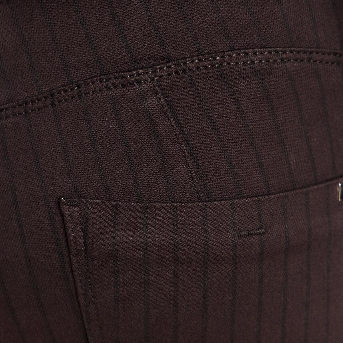 Pantalon magique L'Unique coupe bootcut marron fonc&eacute; femme