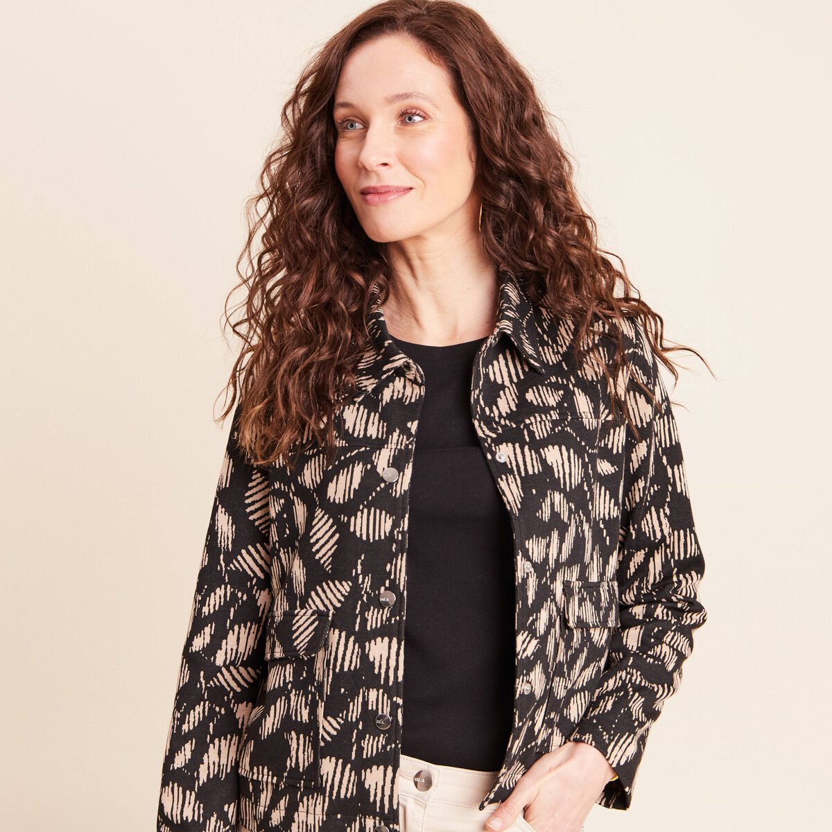 Veste droite doubl&eacute;e noir femme