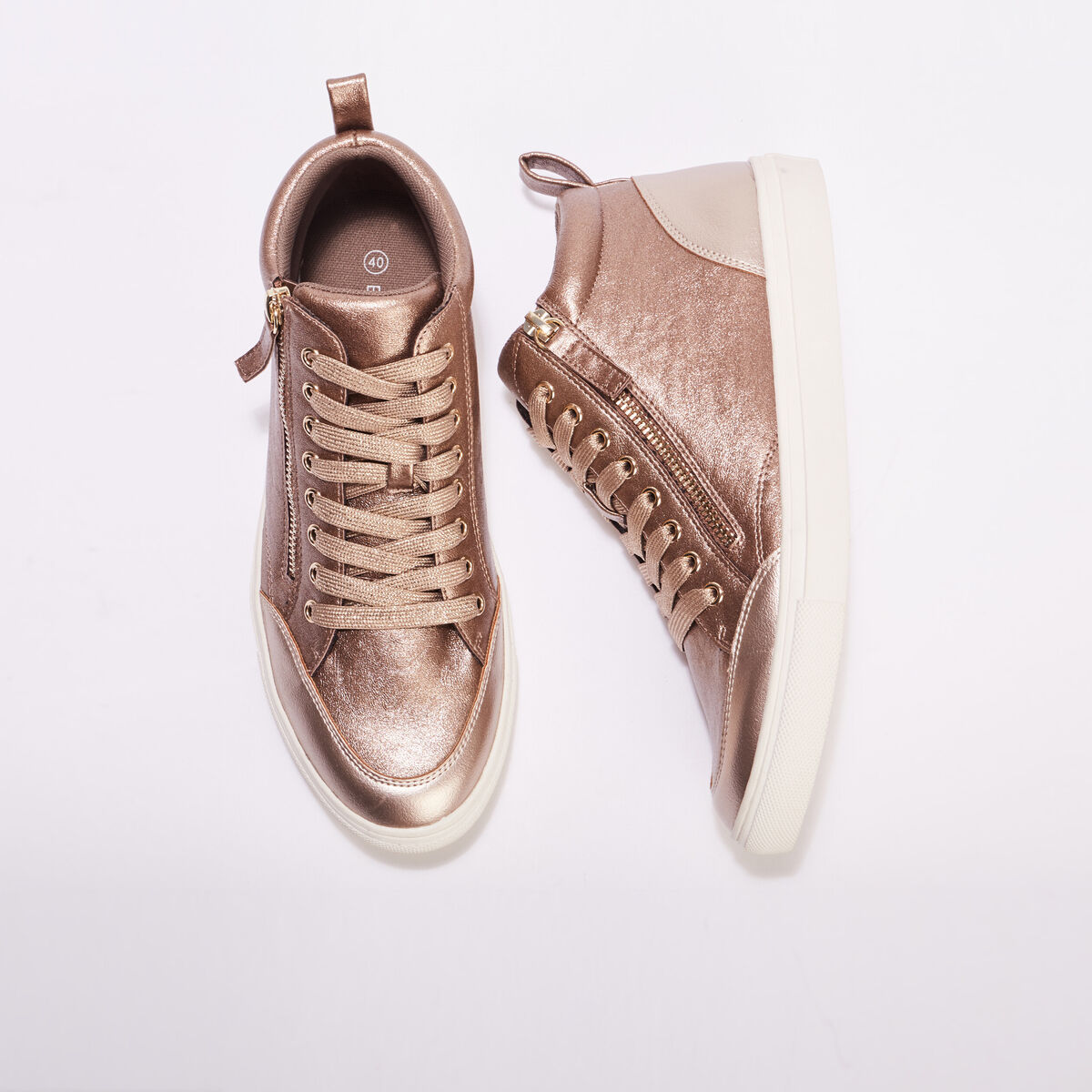 Baskets montantes métallisées rose clair femme
