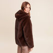 Manteau en fausse fourrure &agrave; capuche marron fonc&eacute; femme