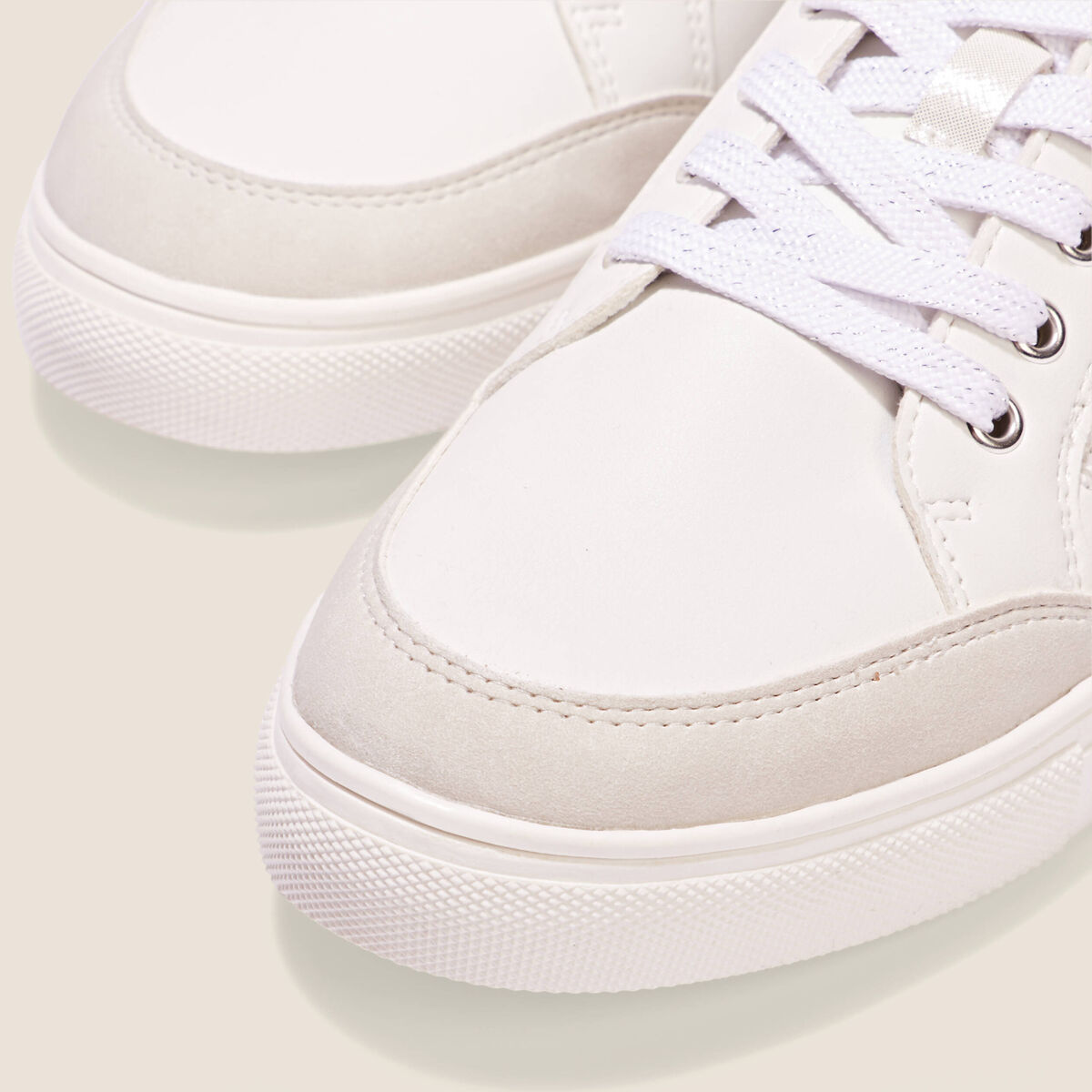 Tennis plates détails zippés blanc femme