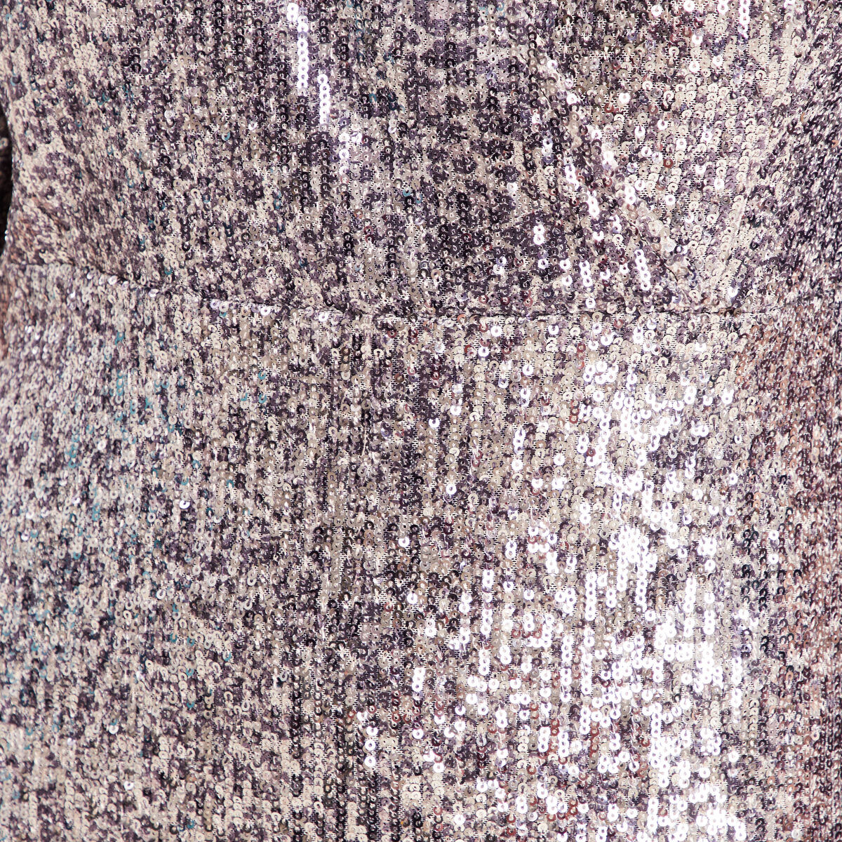 Robe ajust&eacute;e courte col v strass gris argent femme