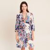 Robe courte &eacute;vas&eacute;e col v manches 3/4 bleu femme