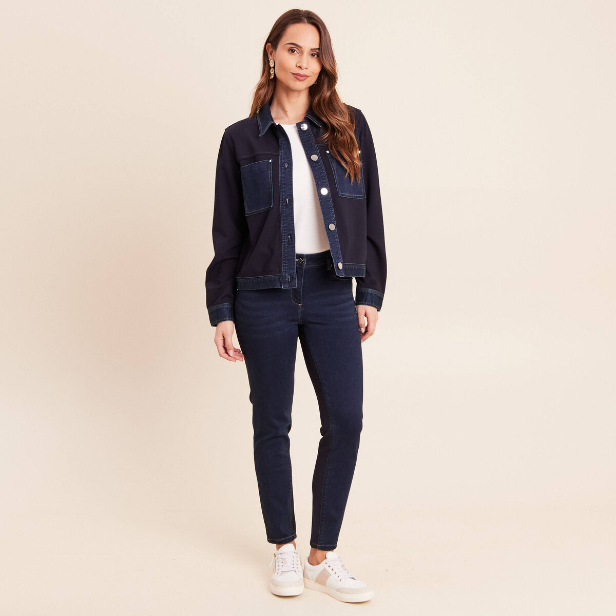 Veste droite courte manches longues denim brut femme