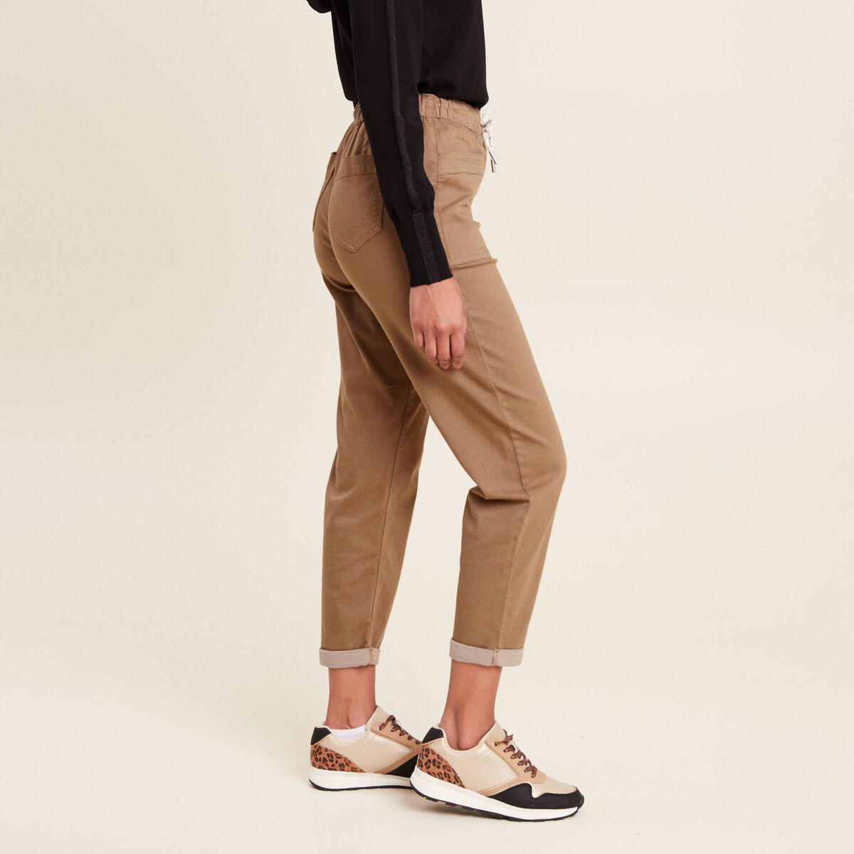 Pantalon coupe droite à coulisse taupe femme