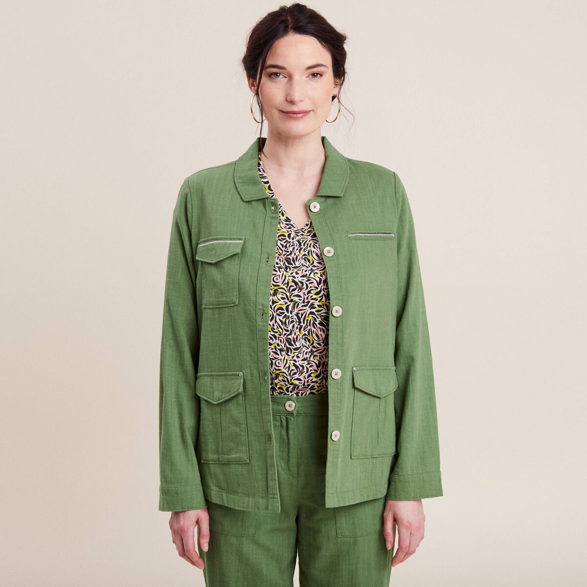 Veste droite boutonn&eacute;e vert femme