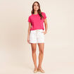 T-shirt col rond macram&eacute; manches courtes rose fushia femme