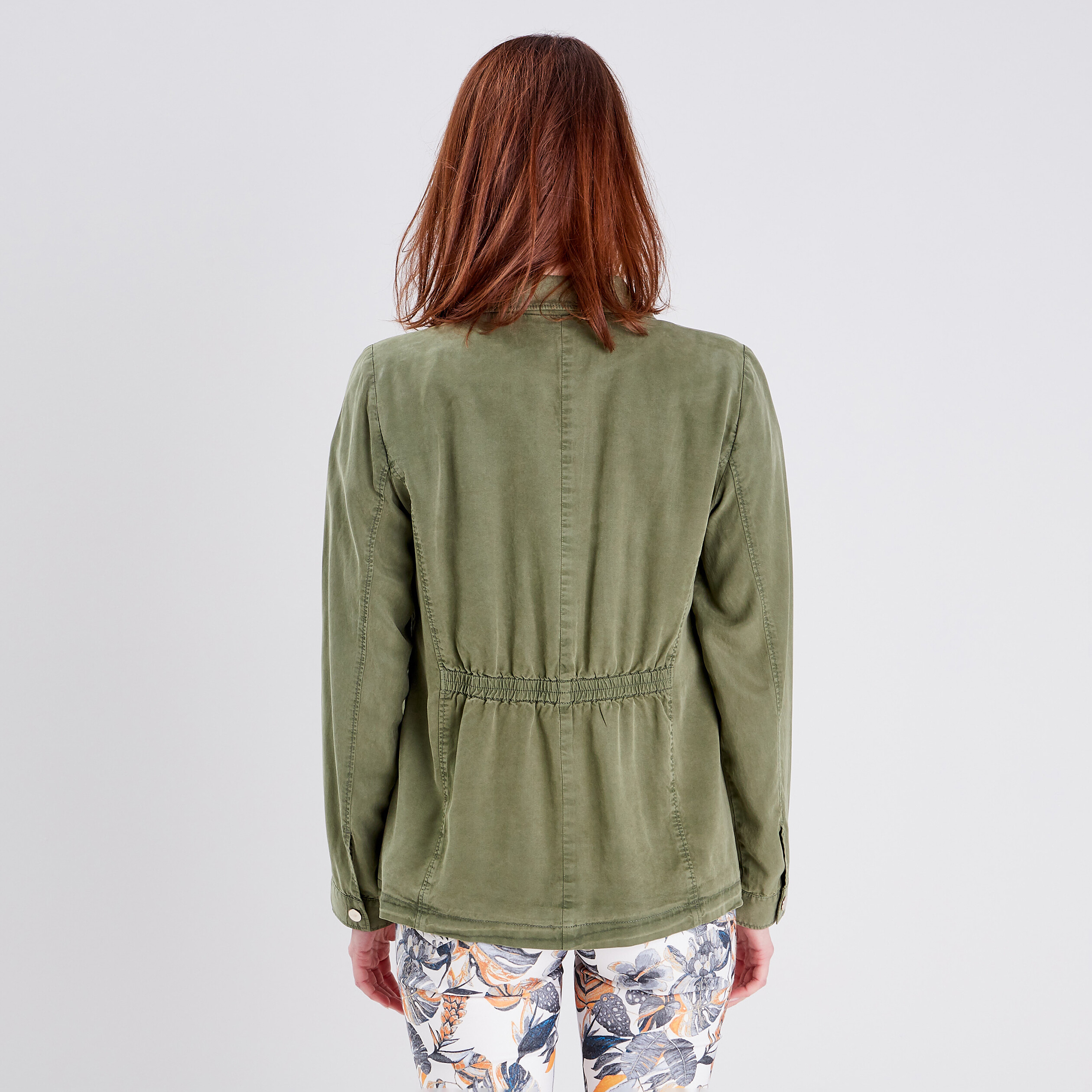 Veste droite boutonnée vert kaki femme